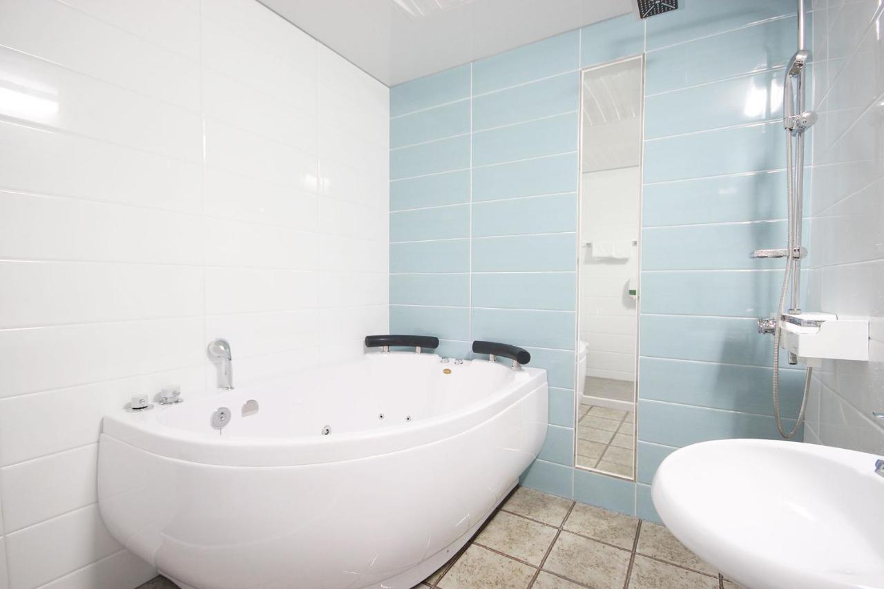 Dome Hotel Gwangju Metropolitan City Ngoại thất bức ảnh